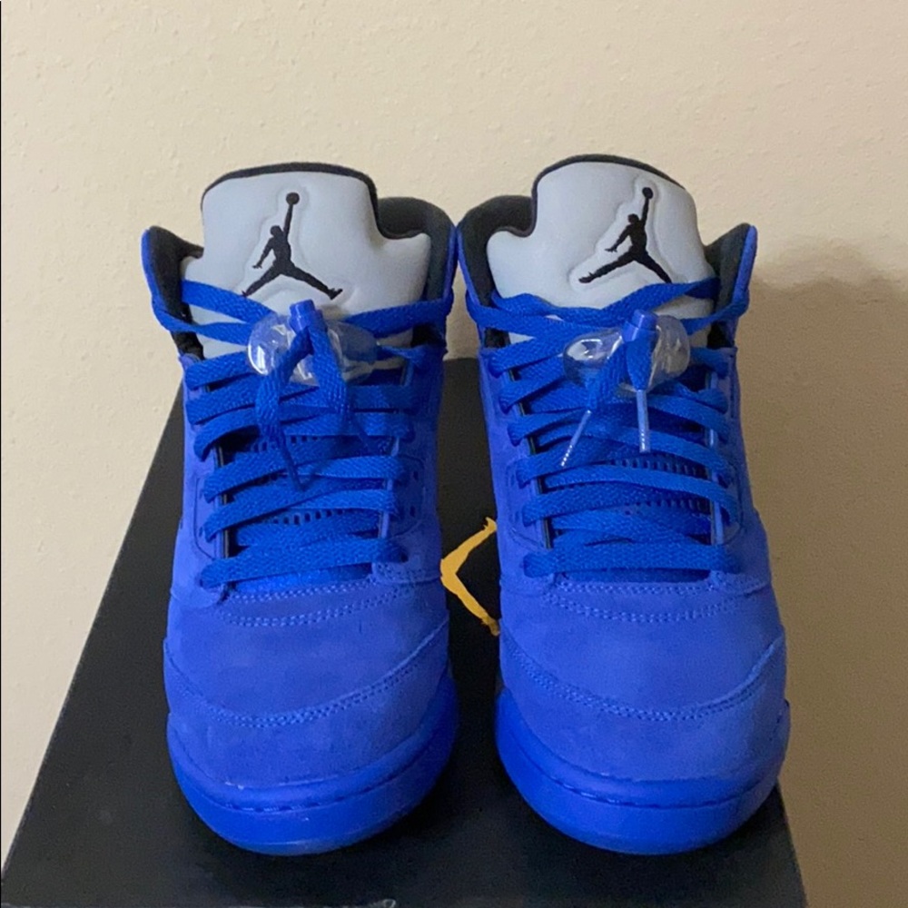 Retro Jordan 5.